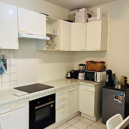 Apartment In Montmartre, Paris, Near Sacre-Coeur Read Host Profile For Booking Exterior photo