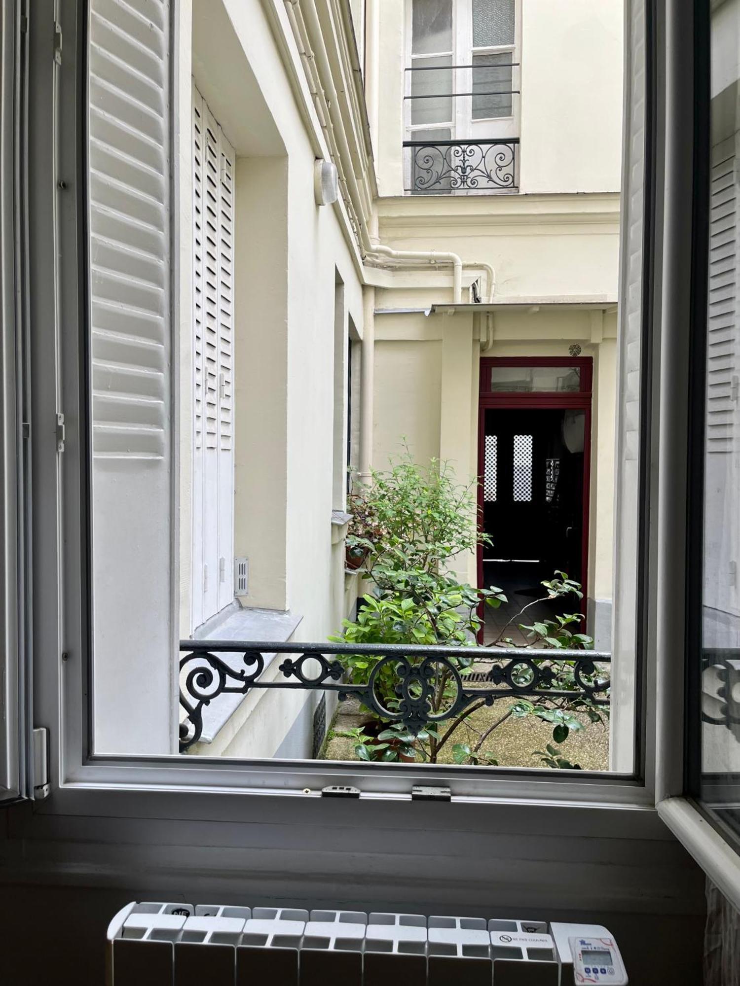 Apartment In Montmartre, Paris, Near Sacre-Coeur Read Host Profile For Booking Exterior photo